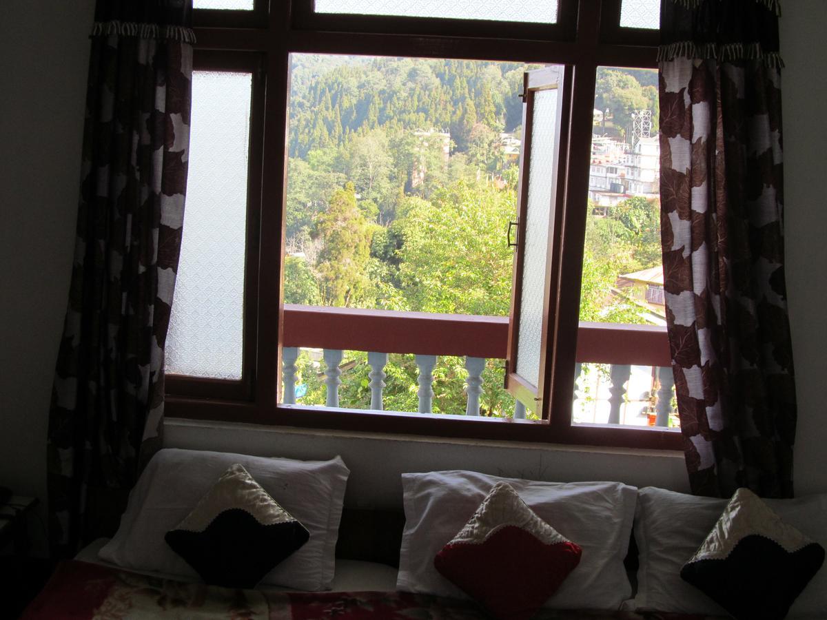 Hotel View Point Pelling Exterior photo